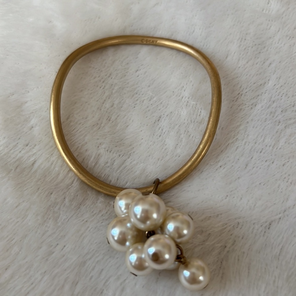 80’s Vintage DKNY gold and pearl bracelet - Picture 4 of 4